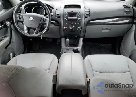 2011 Kia Sorento Base from USA, damaged, VIN 5XYKTCA18BG013472